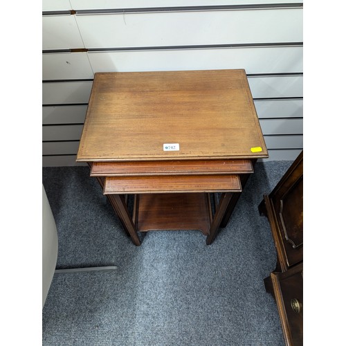 742 - Mahogany nest of tables. Largest w46cm d33cm h54cm