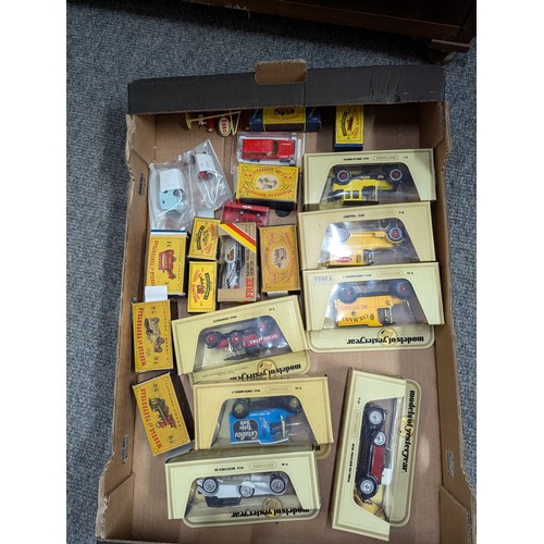 685 - Boxed toy cars inc. Matchbox and Lesney