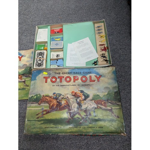 684 - Two vintage horse racing games inc. Totopoly and Escalado