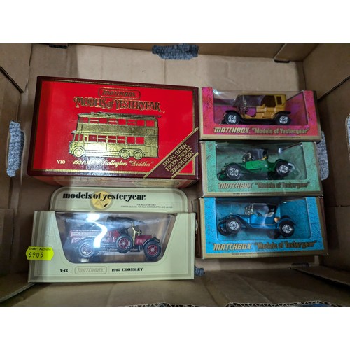 715 - Boxed Matchbox cars, eight in total