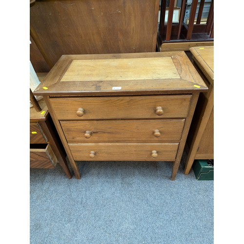 786 - Light oak three drawer chest W74.5 x D44.5 x H76cm