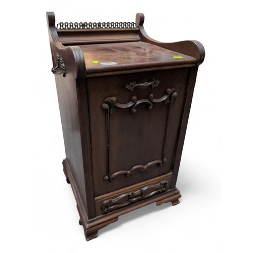 111 - Mahogany coal purdonium with galvanized liner and brass frieze to rear. W36cm D38cm H69cm.