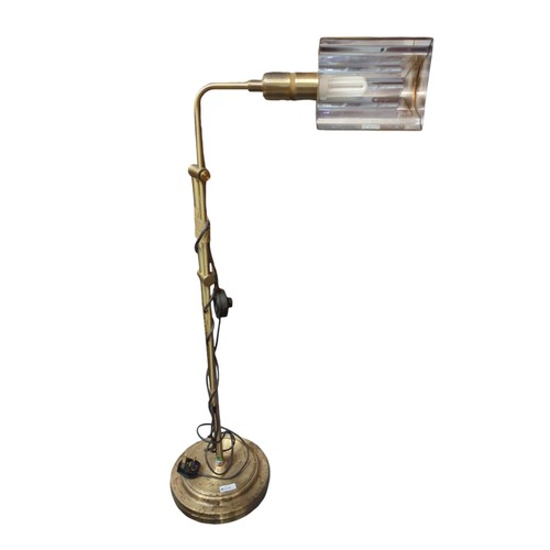 154 - Adjustable brass effect floor/reading light, unextended height 95cm