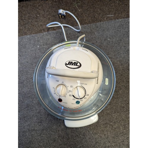 36 - JML halogen oven. Model no. V0811.