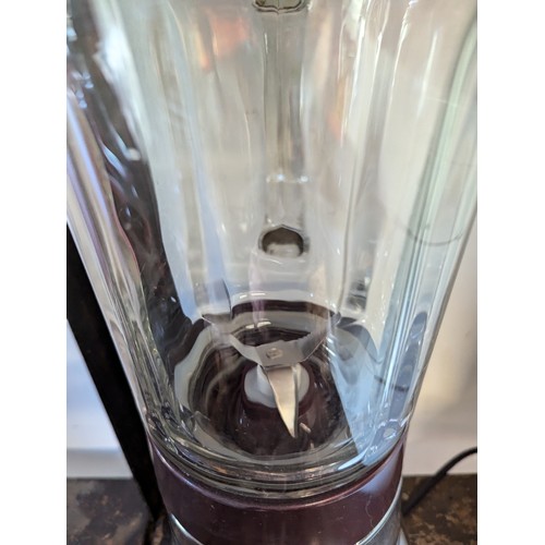 52 - Oz Clarke bar blender. Model no. OC-BB1. 