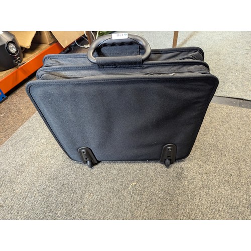 120 - Port Phoenix Trolley II portable laptop bag. Fits up to 17