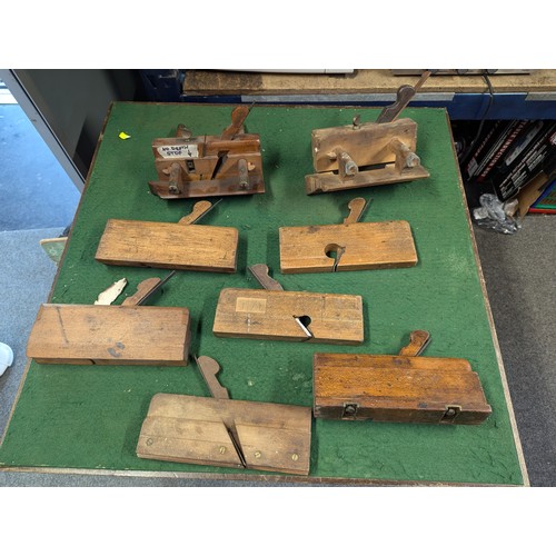 145 - 6 x vintage moulding planes + 2 x plough planes.