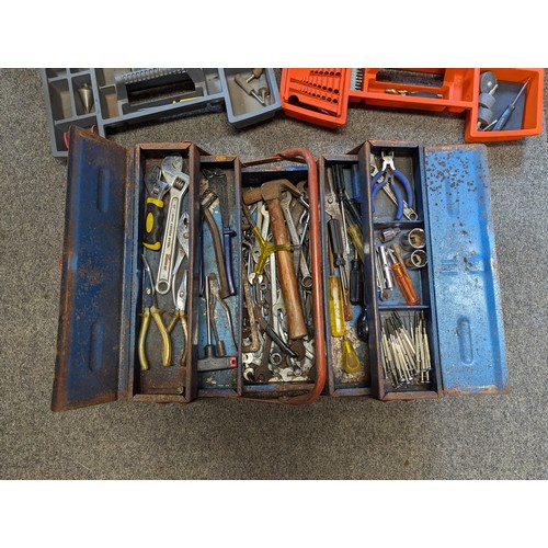 148 - 1 x concertina toolbox + 1 x plastic tool containers inc. screwdrivers, hammers, sockets, spanners, ... 