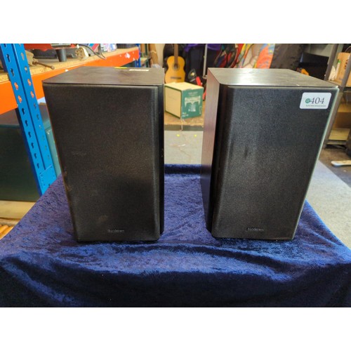 100 - Pair of Sandstrom 50 watt speakers.