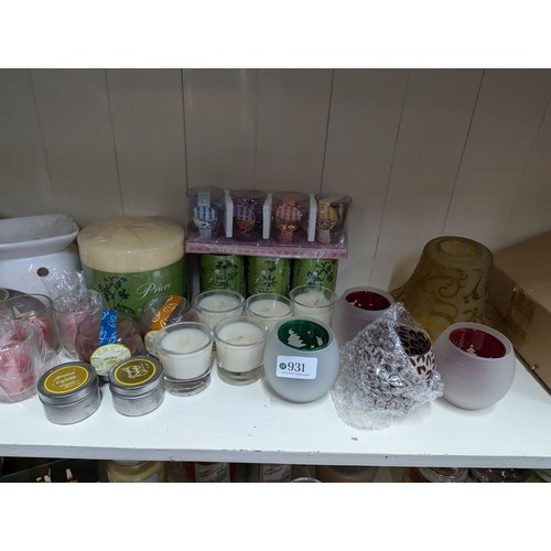 931 - Assorted tealights on shelf inc. Price's