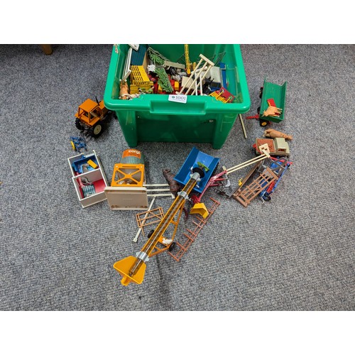 1001 - Box of mostly Britain's plastic farm animals together with some accessories