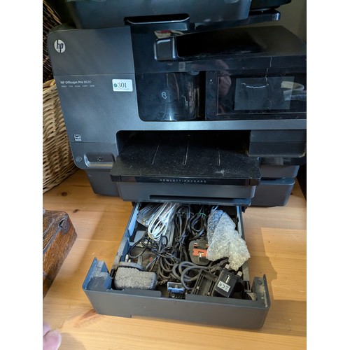 301 - HP OfficeJet Pro 8620. 