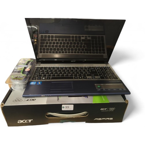 89 - Acer Aspire 5830T laptop. Faulty battery, no charger.Intel i3-2330m, 4gb ram, 500gb hdd. Fresh insta... 