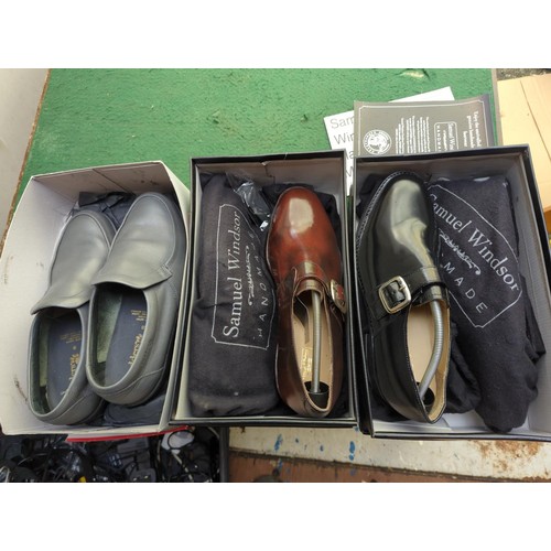 247 - 2 pairs of new Samuel Windsor size 8 monk strap brown shoes + 1 pair of Padders size 8 loafers.