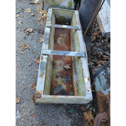 451 - Galvanized trough planter. W91cm WD33cm H19cm.