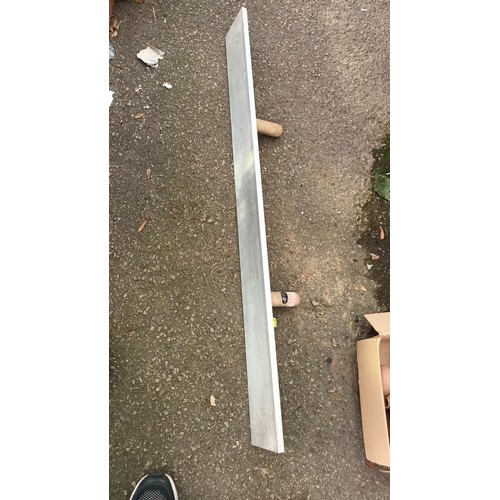 652 - Benson aluminium darby. L122cm