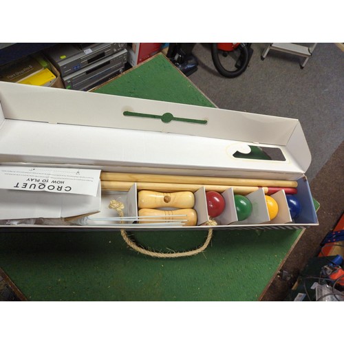 81 - Great Garden Games Co. Croquet set in box