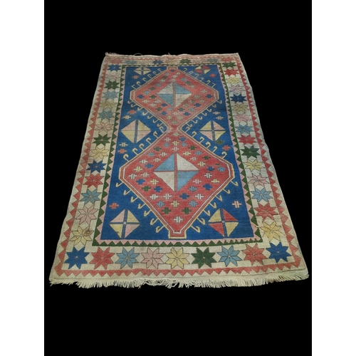 905E - Persian rug 140cm by 230cm