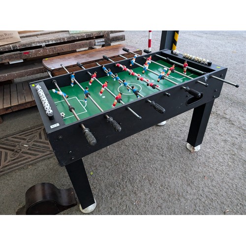 907 - Foosball table