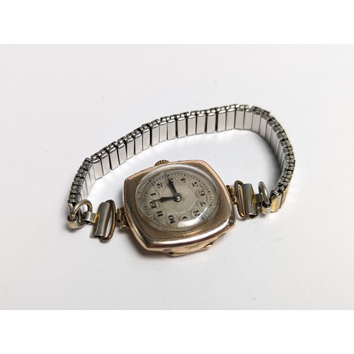 15 - 9ct gold cased watch, the silvered dial with Arabic numerals, 15 jewels, case with (rubbed) sponsor'... 