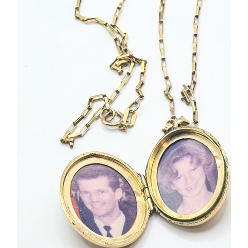 192 - 9ct gold oval locket and 9ct gold chain, locket engraved 'MA' to front, locket and chain hallmarked,... 