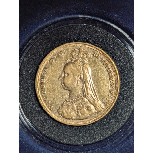 318 - Victoria (Jubilee Head) 1889 full sovereign