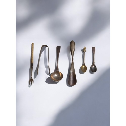 350 - Assorted silver, comprising: a George III sauce ladle, George Smith (III) & William Fe... 