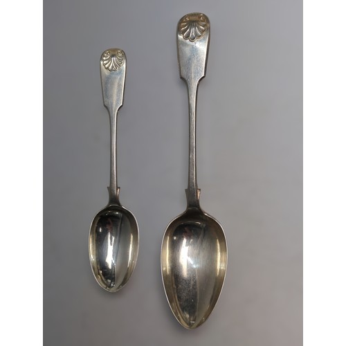 355 - Nine Victorian silver fiddle and shell pattern dessert spoons, Goldsmiths' Alliance Ltd, London... 