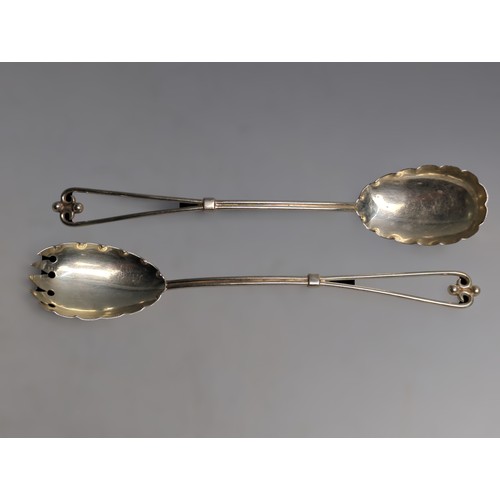 360 - Pair of late Victorian salad servers, Thomas Latham & Ernest Morton, Birmingham 1893, gross weig... 