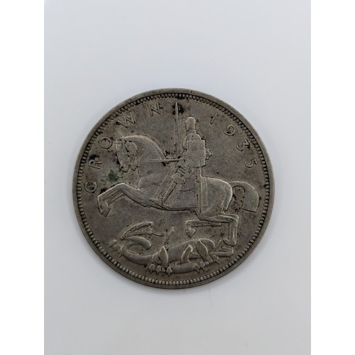 330 - George V 1935 crown