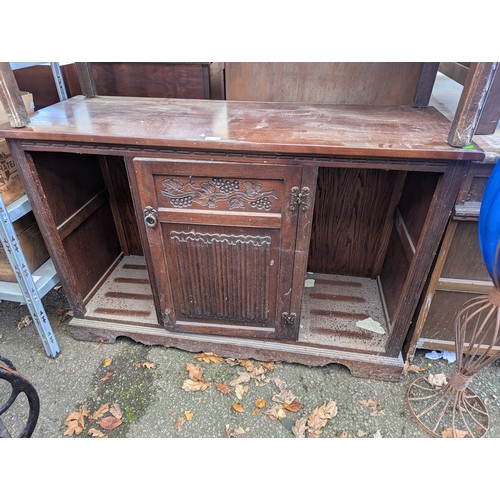 387 - Old Charm sideboard with central cupboard. W126cm D45cm H84cm.