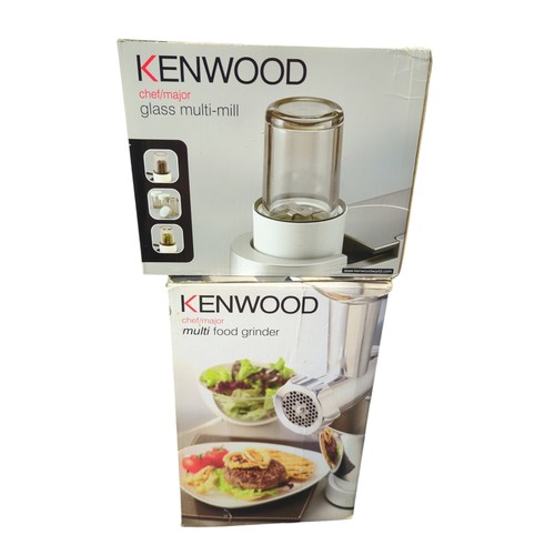 40 - Kenwood Chef Premier. Model KMC5XX. With some attachments inc. hook, whisk, mixer and blender + glas... 