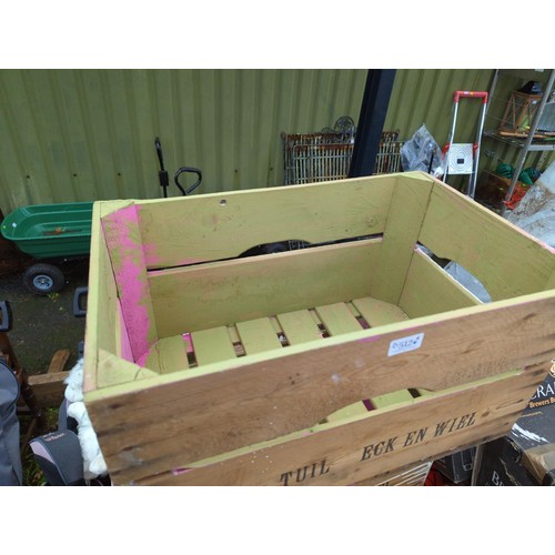 512 - 3 x empty wine crates W56cm x D36cm x H30cm