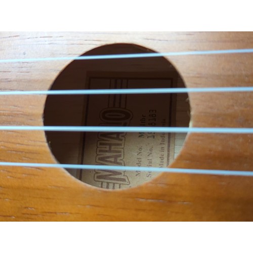 629 - Mahalo ukulele model MK1TBR