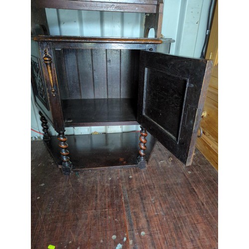 261 - Mid C20 oak credence table, with carved front panels over lower pot shelf. W98cm D45cm H71cm