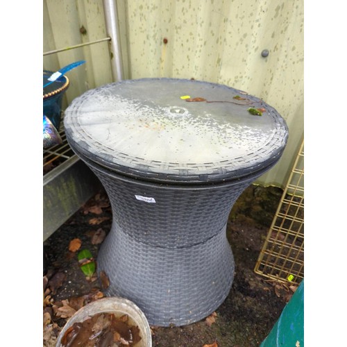 348 - Ice bucket drinks table in grey plastic