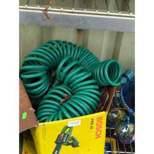 352 - box of mixed items inc hose, vice etc