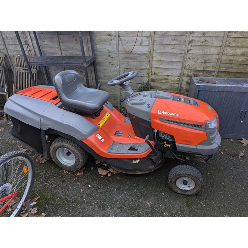 Husqvarna CTH126 ride on lawnmower