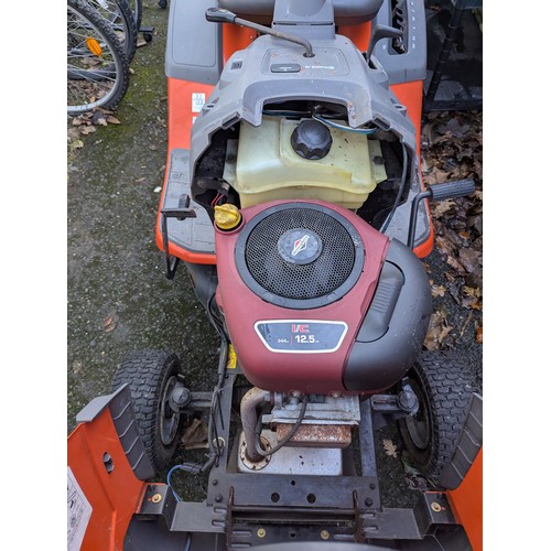 536 - Husqvarna CTH126 ride on lawnmower