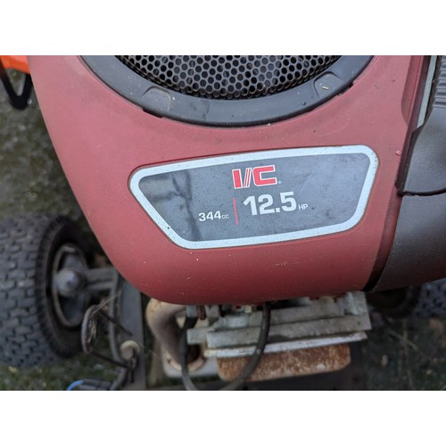 536 - Husqvarna CTH126 ride on lawnmower