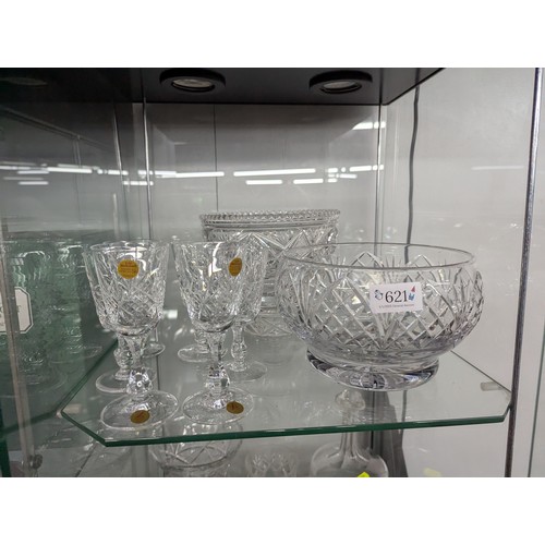 621 - Two shelves of cut glass items, inc. 'Tudor' and 'Echt Bleikristall'