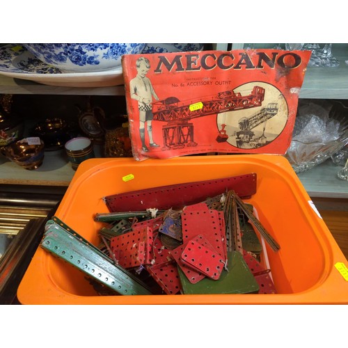 189 - orange tub of vintage meccano 