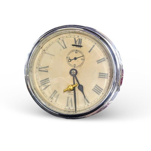 7 - A Smiths Astral bulkhead ships clock with secondary dial, Roman numerals and chrome case, dial dia. ... 