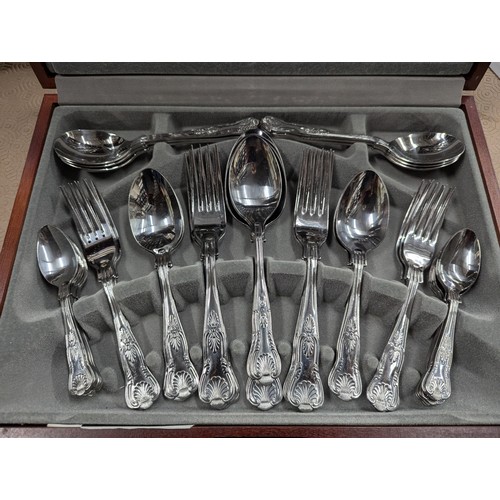 137 - 50-piece canteen of stainless steel cutlery by Viners (Kings Royale).