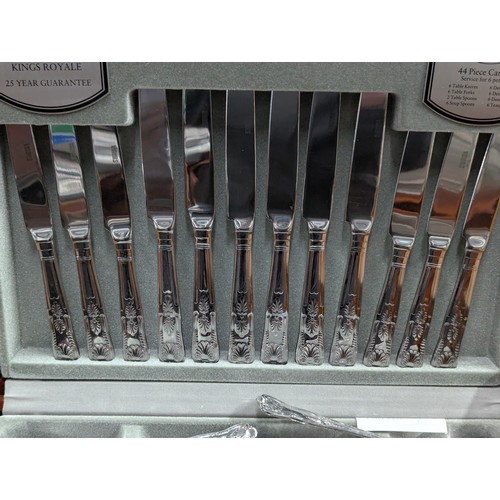 138 - 44-piece canteen of stainless steel cutlery by Viners (Kings Royale).