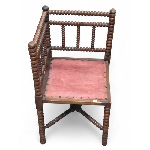 186 - C19 bobbin turned corner chair W39cm D39cm H70cm.