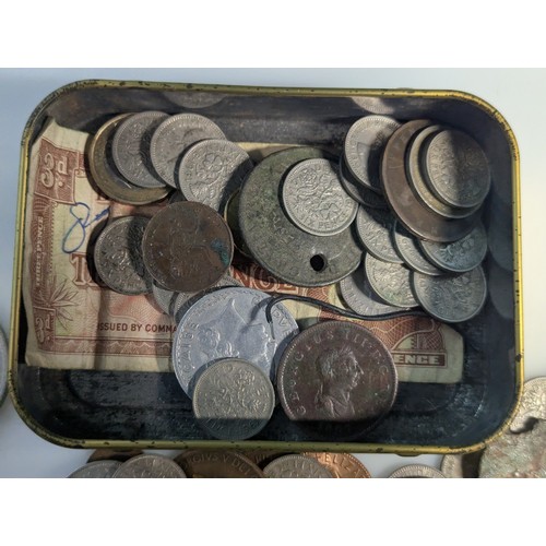 589 - Collection of British and world coins, stamps, cigarette cards etc., gross weight 970 grams