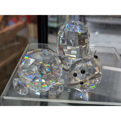 190 - Collection of Swarovski animals. Otter & Penguin in good order, all others are AF- damaged.