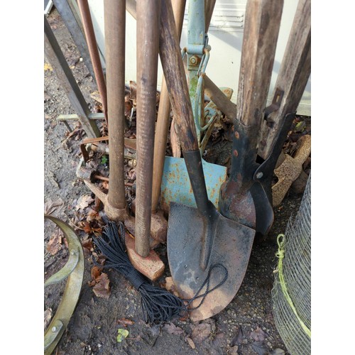 61 - Quantity of long-handled tools inc. spades, sledgehammers, axes etc.