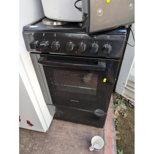 1362 - Electra Conventional Oven with 4 ring hob top 